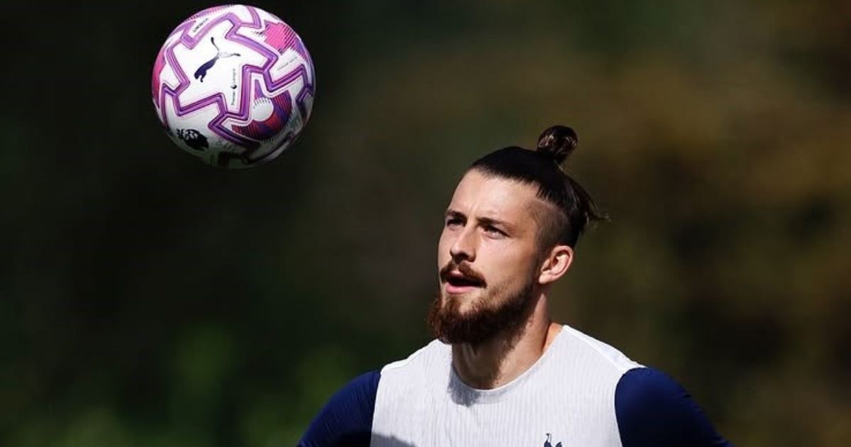 Drăgușin, atracția Serie A. Un club italian de mare tradiție e interesat de stoper.  Tottenham trebuie să accepte o condiție