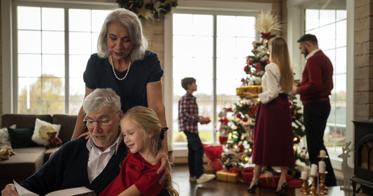 De ce Crăciunul în familie îi copleșește pe mulți români: „Am sentimentul că deranjez și că mă cheamă din obligație”