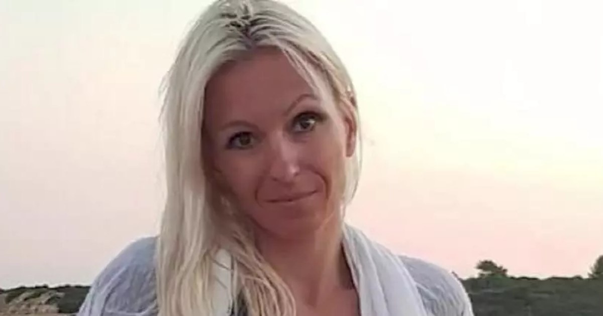 Cine este Raluca Rogoz, blonda numită de Bolojan la șefia Achizițiilor Publice. Legătura cu Clotilde Armand