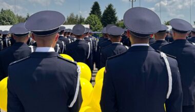 Tentativă de viol la Școala de Agenți de Poliție din Câmpina. Comisarul șef acuzat că a agresat sexual un elev a fost arestat preventiv