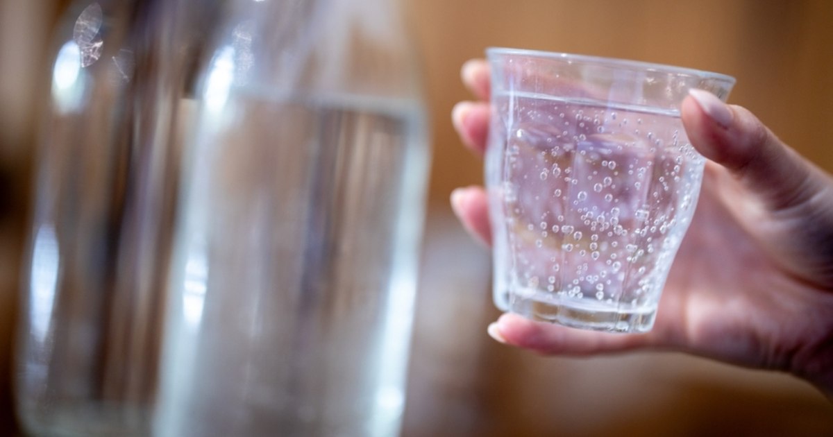 Apă gratuită în metrou, aeroporturi, gări și în toate instituțiile publice. Condițiile de funcționare a dozatoarelor - proiect