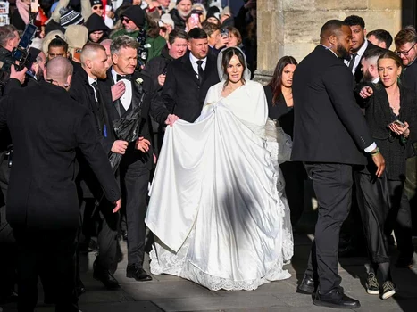 Holly Ramsay, fiica celebrului chef Gordon Ramsay, s-a căsătorit FOTO: X/ @emmamary648