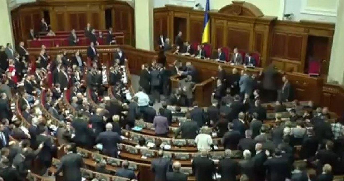 Bani pentru voturi în Parlamentul Ucrainei: ancheta care zguduie din nou partidul de guvernământ