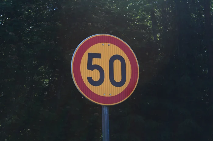 Limita de viteză FOTO: Shuterstock