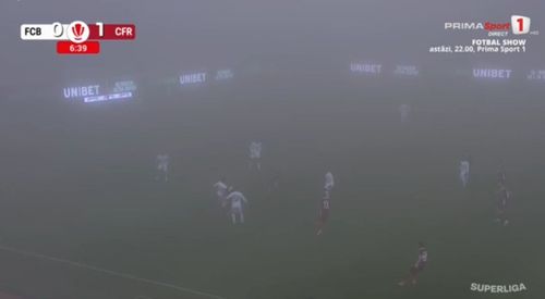 Ceața densă de la FC Botoșani - CFR Cluj (FOTO: Captură - Prima Sport)