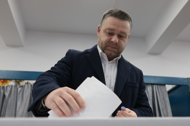 UPDATE - ALEGERI LOCALE PARŢIALE - Ciprian Ciucu, câştigător al alegerilor din Bucureşti cu 36,16%/ Diferenţa faţă de al doilea clasat este de peste 83.000 de voturi