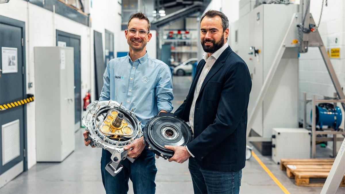 Inginerii britanici de la Yasa spun că noile lor motoare electrice uşoare de 1.000 CP vor înlocui total frânele cu discuri şi plăcuţe din maşini | PiataAuto.md