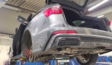 (VIDEO) Un mecanic finlandez a descoperit cu stupoare că modelele plug-in hibride Audi ruginesc rapid, în doar 4 ani, la componente electrice în condiţiile climei nordice | PiataAuto.md