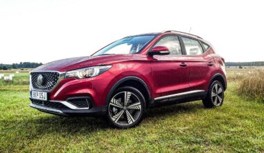 Un suedez se plânge că maşina sa electrică chinezească se încarcă foarte lent acasă şi a somat dealerul să şi-o ia înapoi | PiataAuto.md