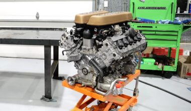 (VIDEO) Un mecanic din SUA a dezasamblat un motor V10 de Lamborghini, care a crăpat la 7.000 rpm, pentru a-i descoperi starea şi cauza cedării subite | PiataAuto.md