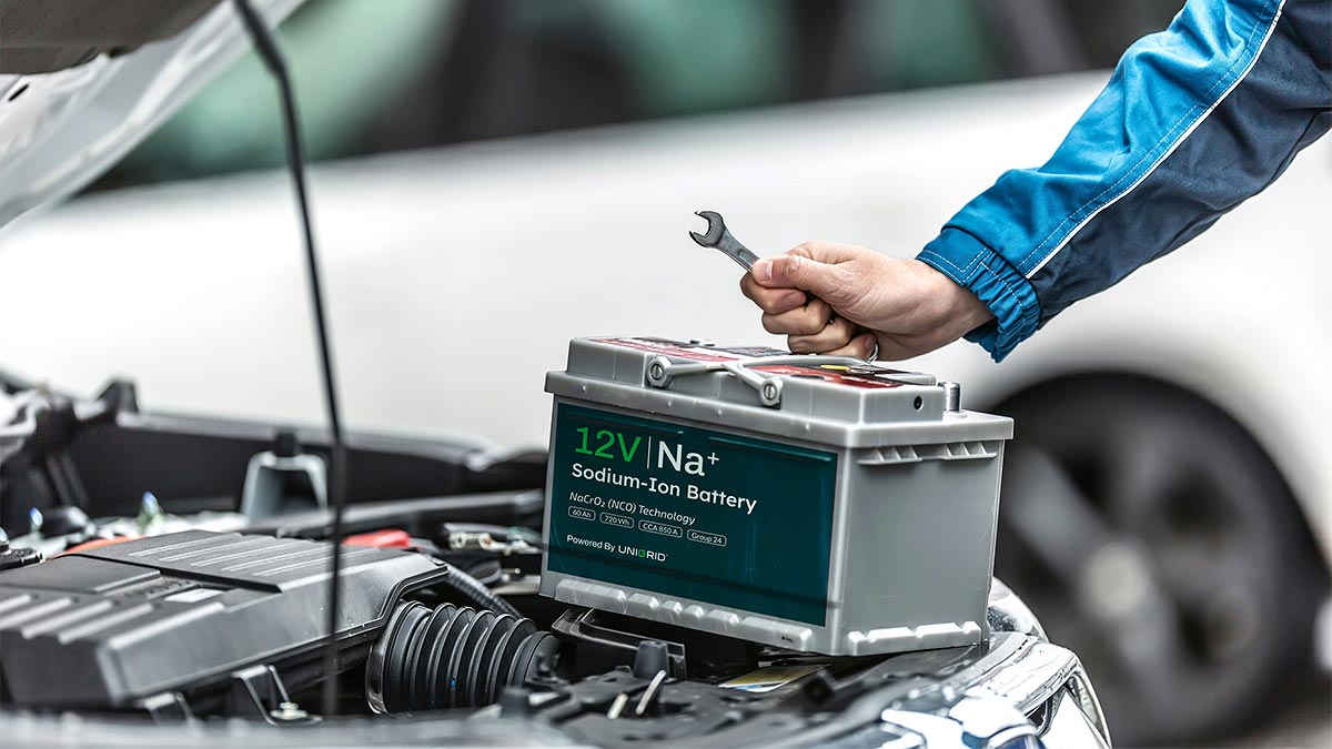 O companie americană a lansat bateria de 12V cu durată de viaţă de 10 mai mare decât cele actuale de pe maşini, care poate rezista la -40 grade şi descărcare completă | PiataAuto.md