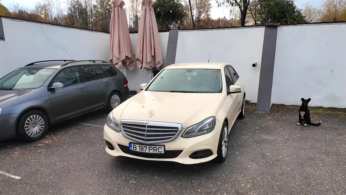(VIDEO) Un român a trebuit să repare a doua oară în 3 luni motorul diesel al unui Mercedes, care a muncit drept taxi în Germania şi a adunat 550.000 km cu schimburi rare de ulei | PiataAuto.md