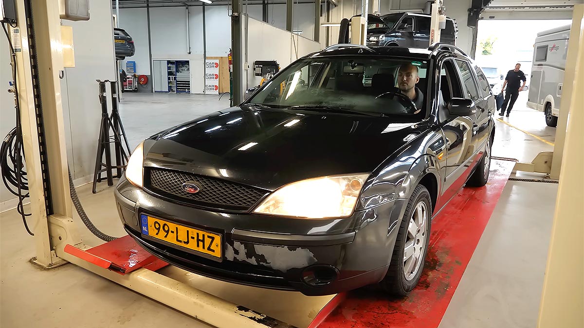 (VIDEO) Un olandez a demonstrat că există modele Ford care pot atinge 586.000 km cu un singur motor, fără probleme la distribuţie | PiataAuto.md