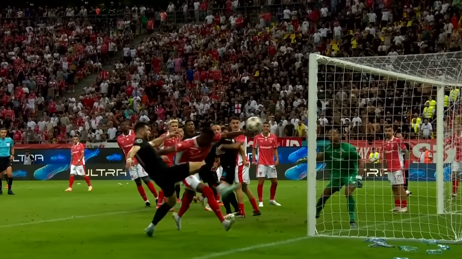 Confuzia din studio ne-a bramburit și pe noi: Nicolescu s-a referit, de fapt, la Boateng, nu la Gnahore, cum eronat am scris inițial