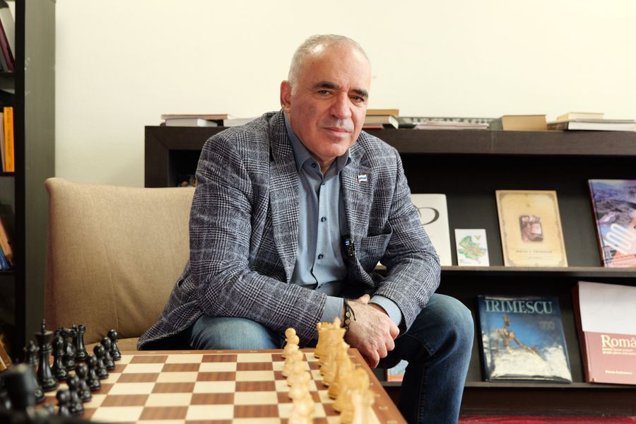 Mandat de arestare în Rusia pentru Garry Kasparov, acuzat de „justificarea terorismului”