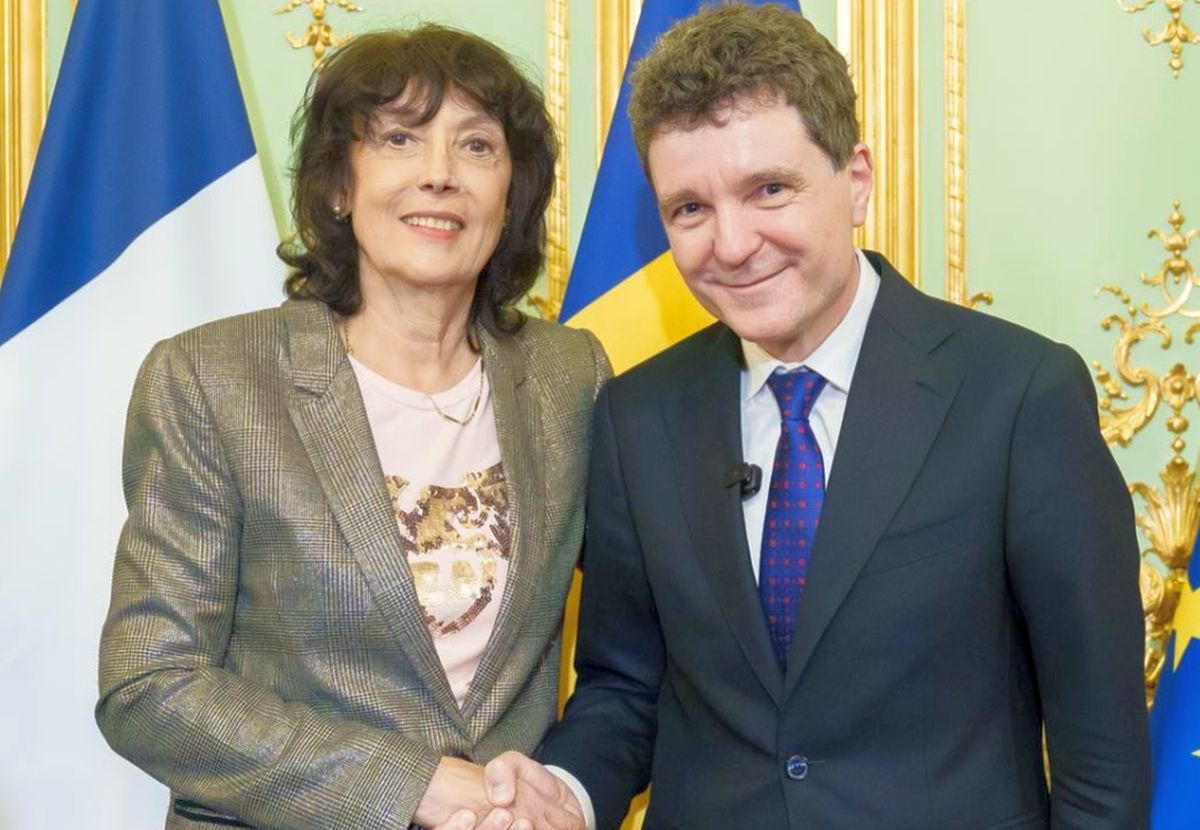 Printre campioni » După întâlnirea cu Radu Drăgușin, președintele Nicușor Dan a fost față în față cu marea legendă a României