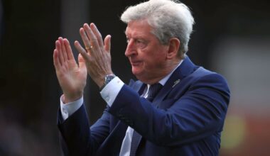 „Ah, da... este unul, la 80 de ani. Unii n-au...”