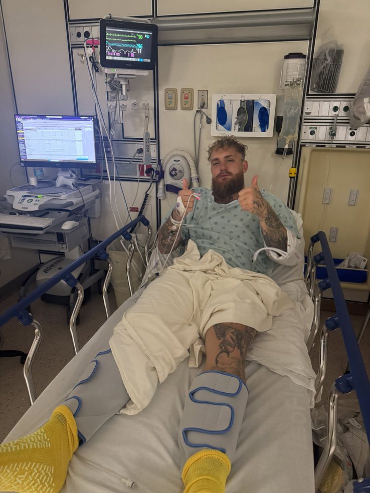 Jake Paul, operat de urgență după KO-ul pe care i l-a aplicat Joshua // FOTO: Instagram