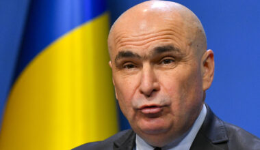 Bolojan spune că nu mai crește taxe anul viitor, dar nu promite. Care este condiția să nu mai majoreze dările