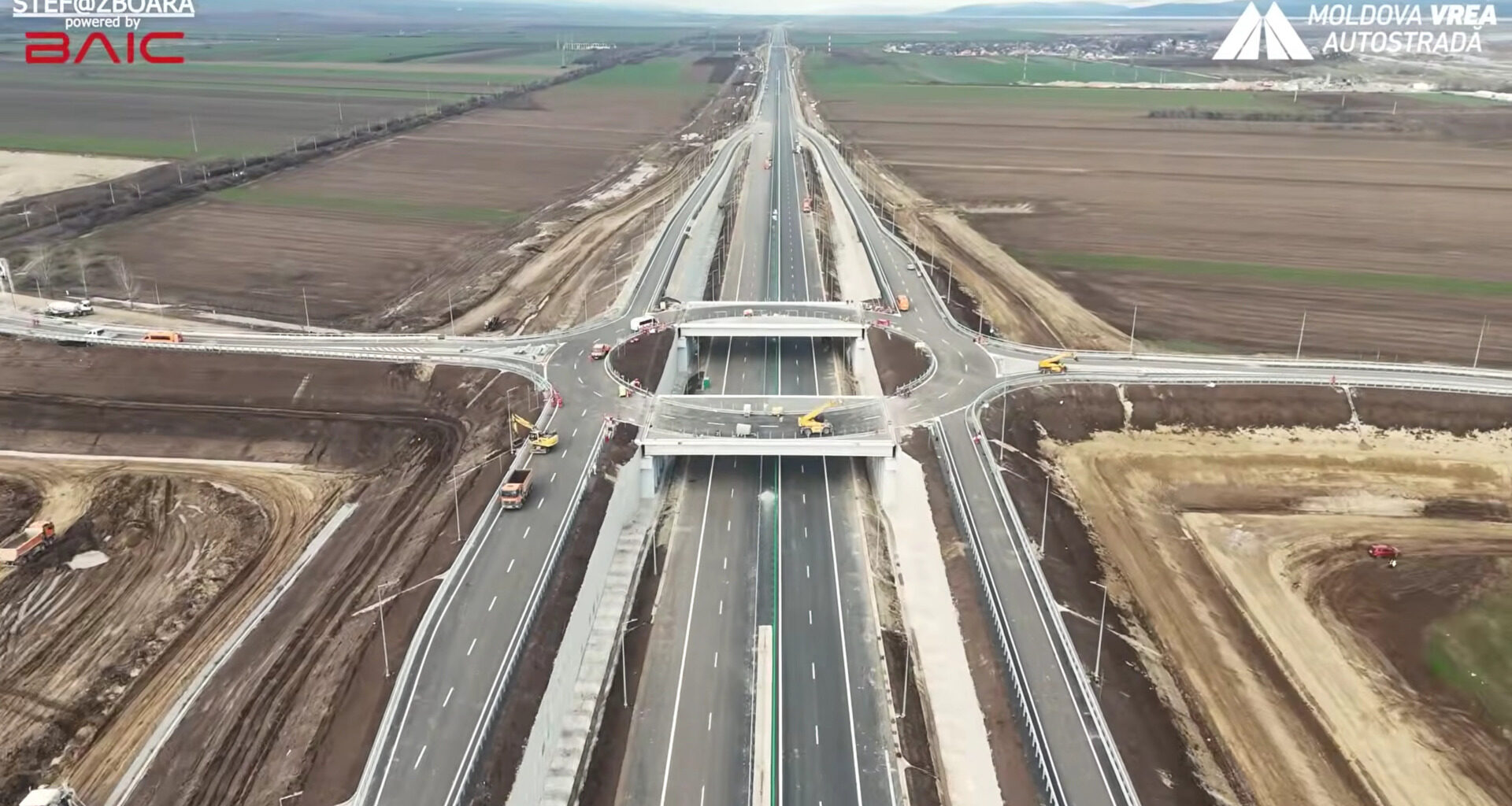 VIDEO Autostrada Moldovei A7. Șoferii ar putea circula anul acesta până la Adjud / UMB asfaltează și noaptea