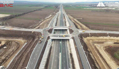 VIDEO Autostrada Moldovei A7. Șoferii ar putea circula anul acesta până la Adjud / UMB asfaltează și noaptea