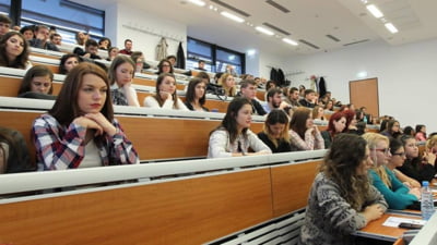 Cele mai bune universități private din România. ARACIS a stabilit calificativele