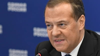 Dmitri Medvedev, amenințări fără precedent. "Poate că este timpul să trimitem câteva dintre cele mai bune submarine din lume pe țărmurile Franței"