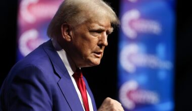 The Guardian: Trump pare să nu știe diferența dintre încheierea unei înțelegeri și realizarea păcii