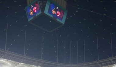 Când mai e util acoperișul? FCSB - Dinamo se joacă în ploaie pe Arena Națională: stadion inundat, scaune ude, acoperișul nu e folosit!