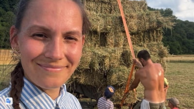 Familia de români care a decis să părăsească Anglia pentru un sat din România. Cresc animale și cultivă pământul