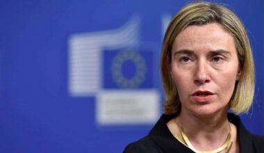 Fosta şefă a diplomaţiei UE, Federica Mogherini, a fost reţinută sub suspiciunea de fraudă