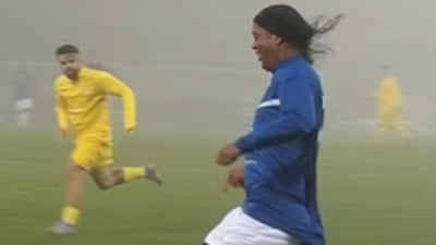 Fiasco marca Ronaldinho la Iași. Câți bani a luat brazilianul pentru o ”miuță” în Copou