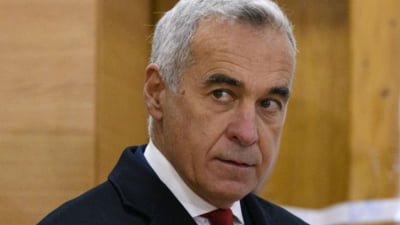 Gestul misterios al lui Călin Georgescu de la Curtea de Apel București, replică a unui simbol celebru în politica românească. Legătura cu Elena Udrea FOTO