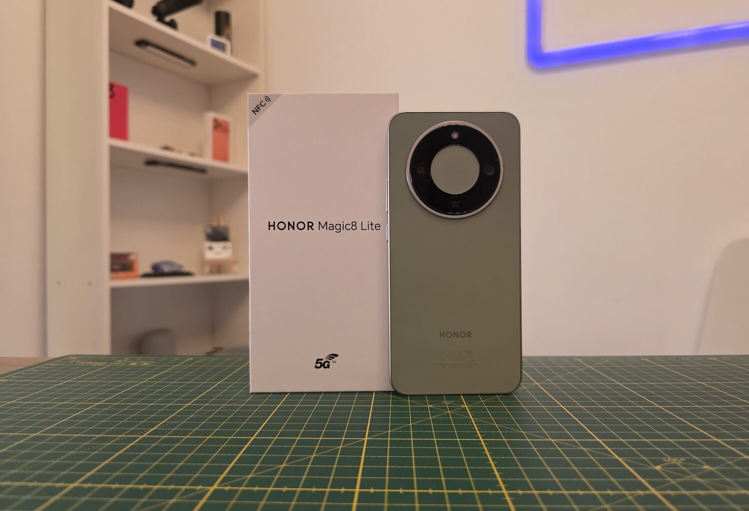 Honor Magic 8 Lite - hands-on și primele impresii