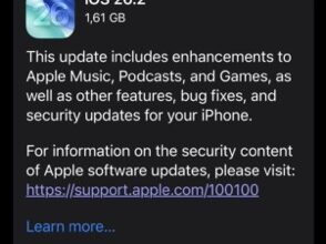 Vineri seara Apple a lansat iOS 26.2 (nu prea lansează update-uri vinerea) care vine să repare câteva probleme grave de securitate și aduce niște funcții pe care unii s-ar putea să le aprecieze.