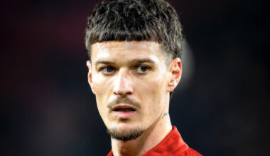 Interzis! Decizia luată de PSV în cazul jucătorului care a înjurat către Dennis Man pe teren