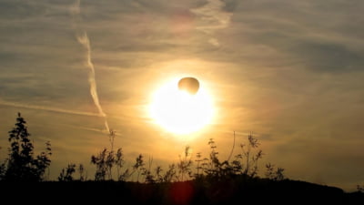 Lituania ar putea declara stare de urgență după invazia baloanelor din Belarus. Sute de zboruri interne și internaționale, perturbate