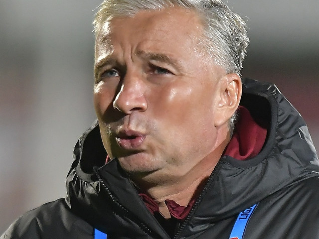 "Fetele lui Dan Petrescu au venit în țară și i-au fost alături". Ultimele detalii despre starea antrenorului