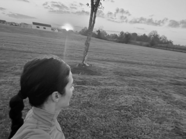 O prezentatoare TV și soțul ei, găsiți împușcați în casă. Ce s-a întâmplat cu fiul lor de 3 ani, martor la tragedie