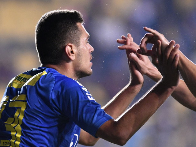 ”Bă, ce fizic urât are! Ce fotbalist e ăsta?”