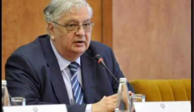 A murit Mircea Coșea, unul dintre cei mai apreciați analiști economici din România