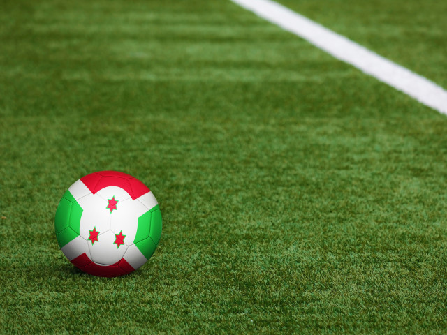 Un fotbalist a murit, după ce a înghițit o monedă în timpul meciului