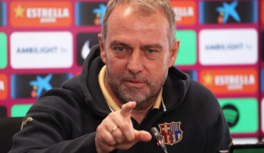 ”Cu nume și prenume”. Hansi Flick a cerut transferul unui român la Barcelona! Îl vrea din iarnă la echipă