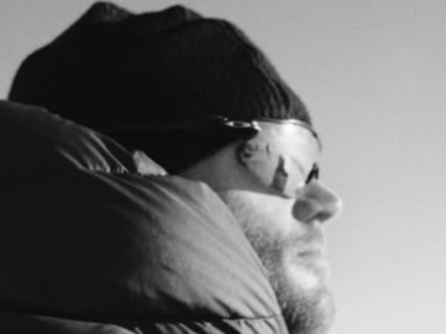 A murit la 27 de ani într-o cameră de hotel. Ce a spus un angajat, a doua zi după deces