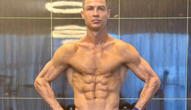 Cristiano Ronaldo arată așa la 40 de ani și are șase mese pe zi! Ce nu consumă niciodată și alimentul ”magic” din dietă