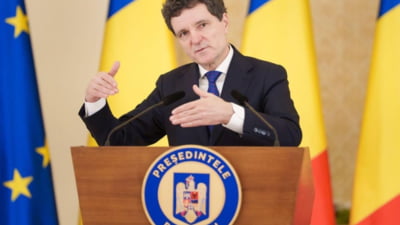 Nicușor Dan pleacă din țară în timp ce românii protestează pentru problemele din justiție. Agenda completă a președintelui