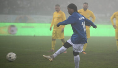 câți bani ar fi primit, de fapt, Ronaldinho pentru o zi la Iași! ”Nu pot să înțeleg”