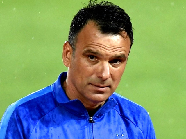 Surpriză la Craiova: Toni Petrea a plecat după o lună și jumătate! Cine l-a făcut să ia decizia