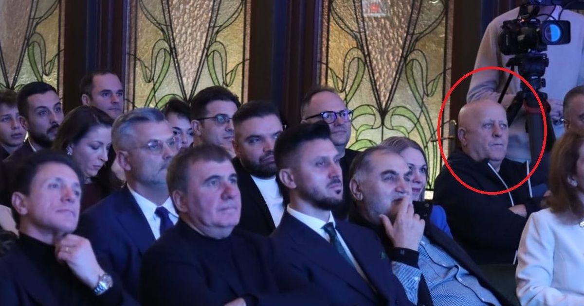 „Baronul Deltei”, lângă Hagi! FOTO. Fanii Farului au boicotat ultima acțiune » Ce personaj controversat din politică a fost prezent