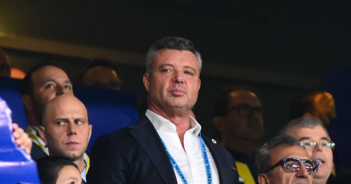 Suspectat de trafic de droguri! Șef de club, interogat timp de două ore și nevoit să dea probe de păr și sânge